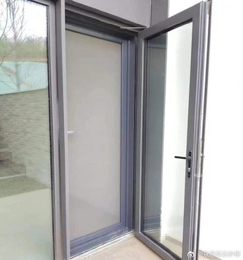 隐形纱窗 现代家居的隐形守护者